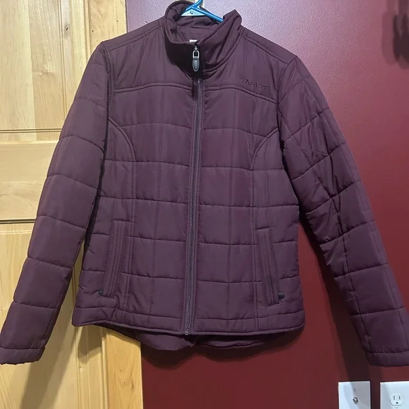 Ariat Women's Burgundy Puffer Jacket - Picture 1 of 5